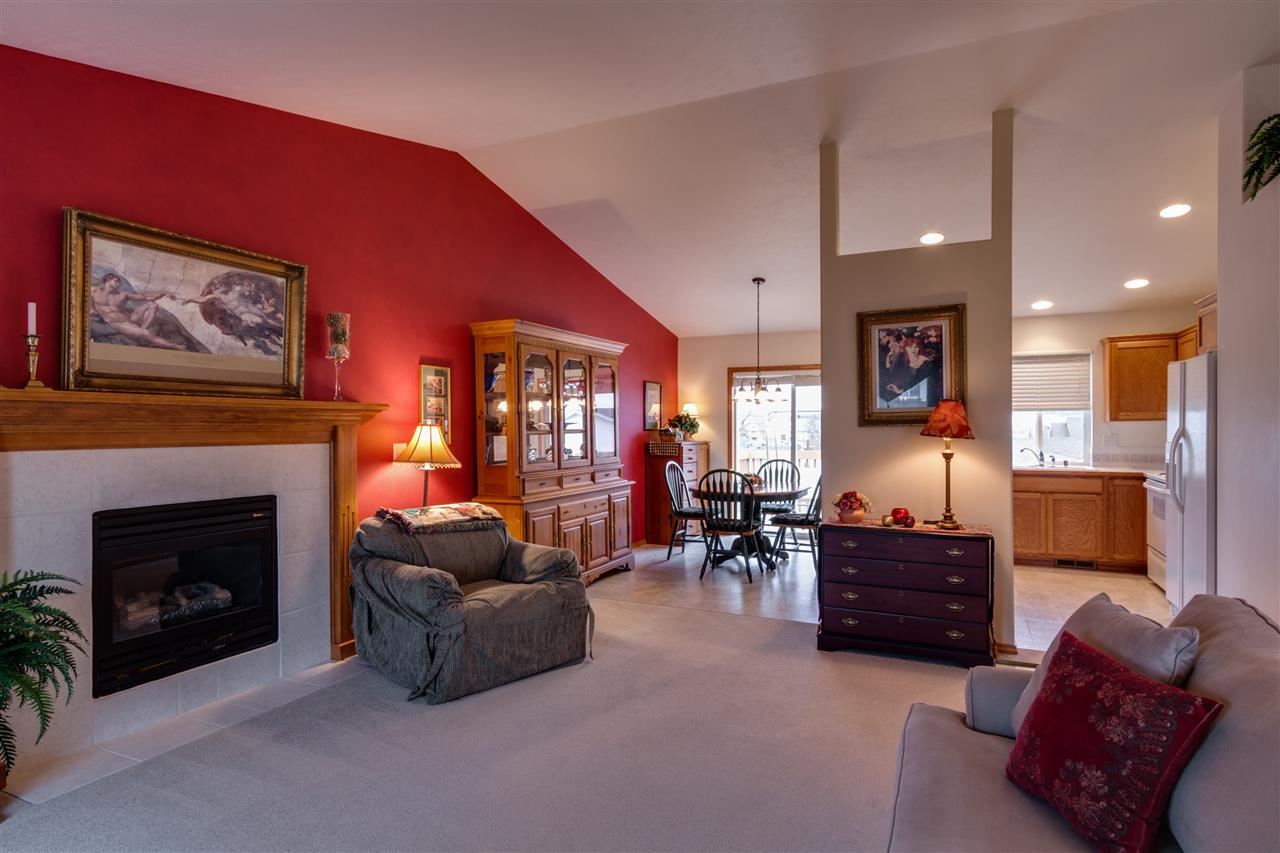 15903 E 6th Ln - Photo 3