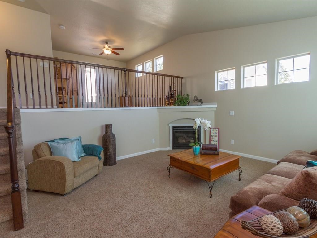 7611 E Ruby Ln - Photo 3