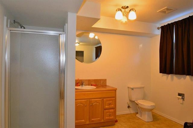 2712 E 38th Ave - Photo 9