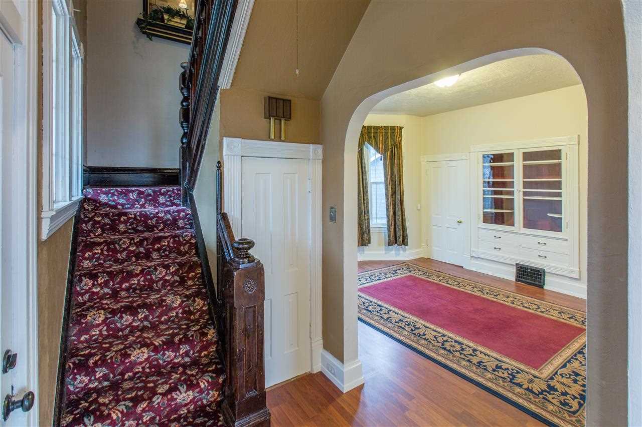 1317 E Newark Ave - Photo 4