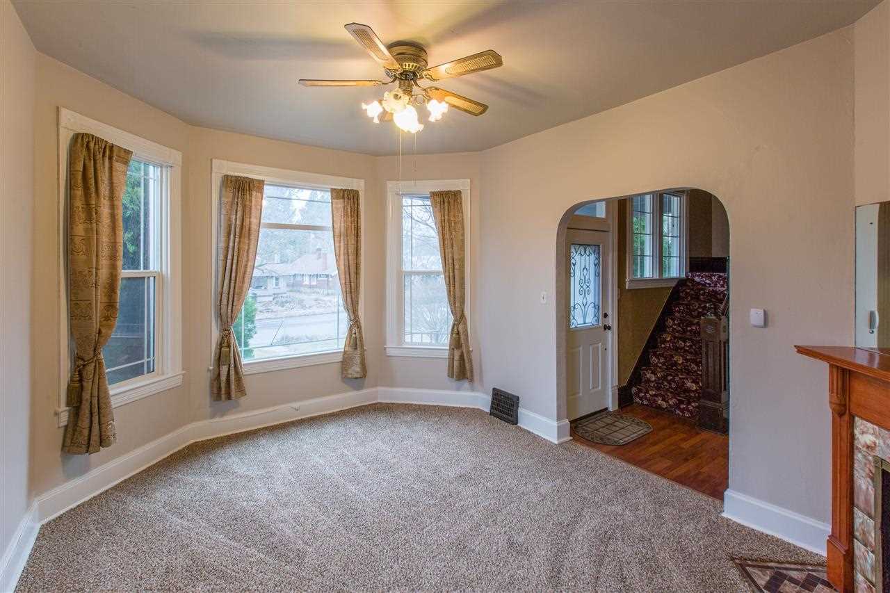 1317 E Newark Ave - Photo 5