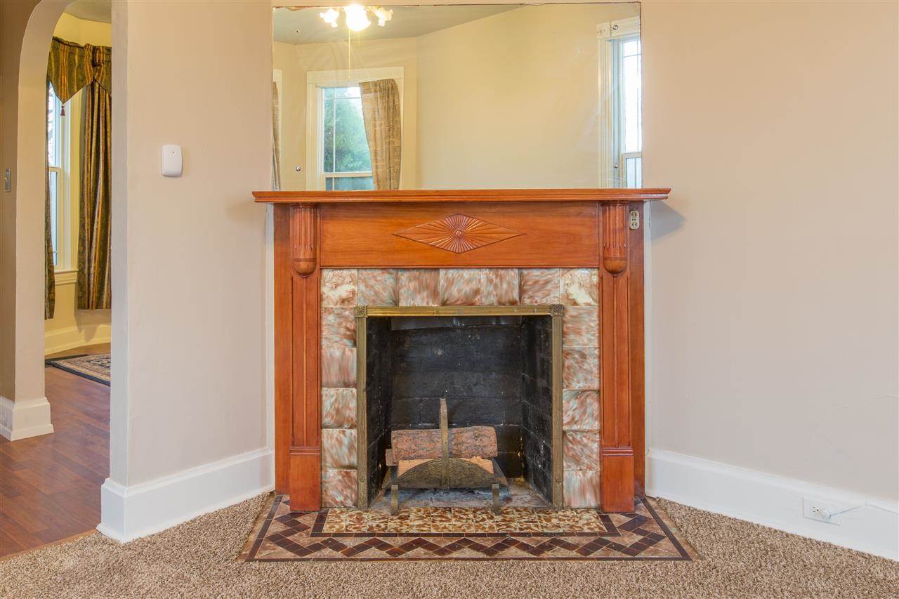 1317 E Newark Ave - Photo 8