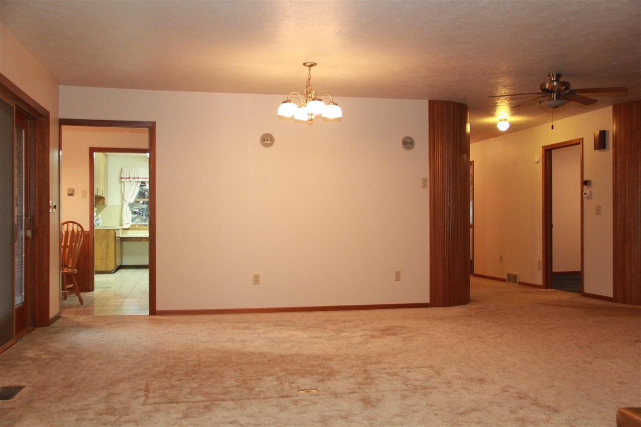 2203 W Strong Rd - Photo 11