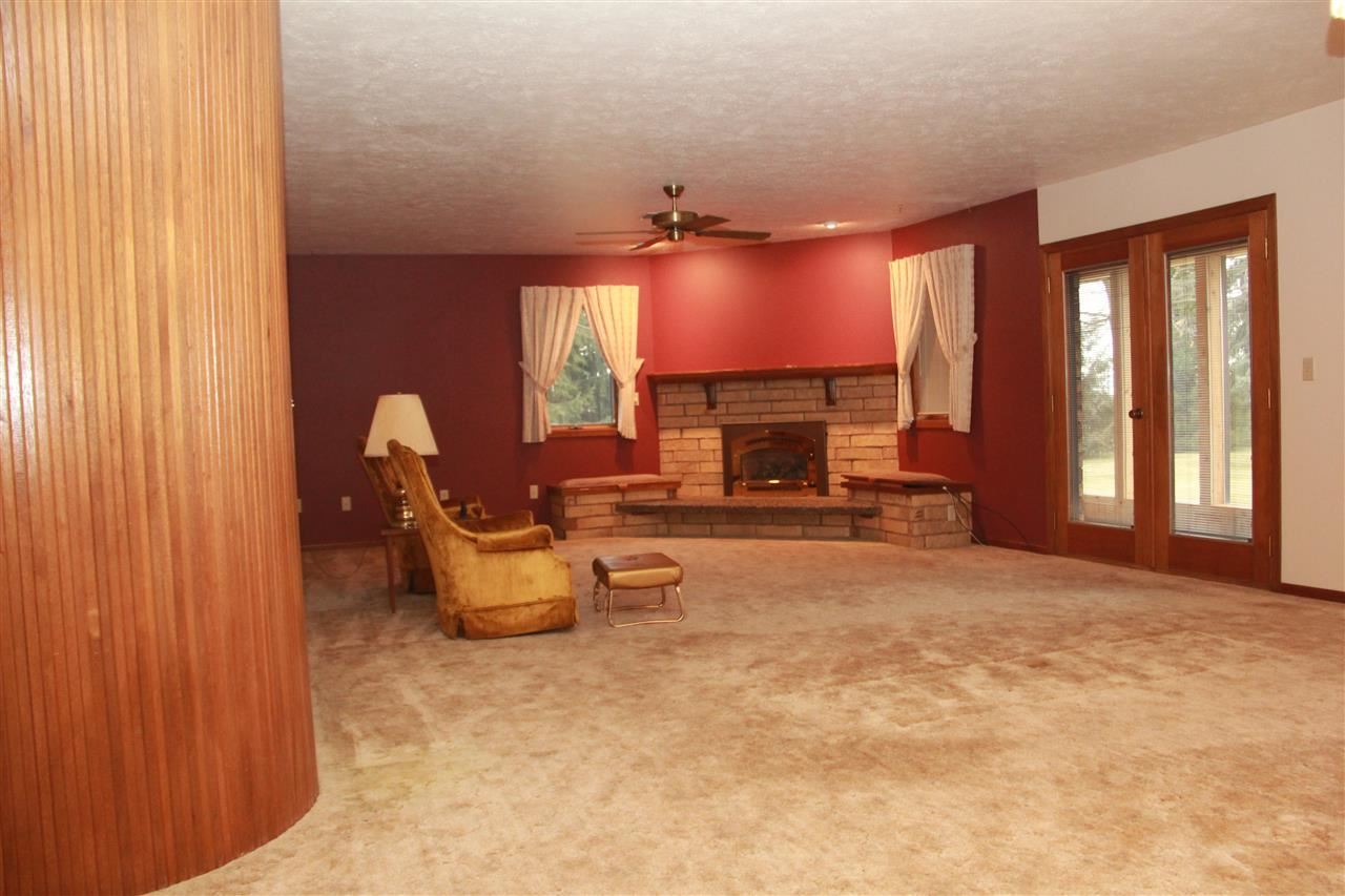 2203 W Strong Rd - Photo 4