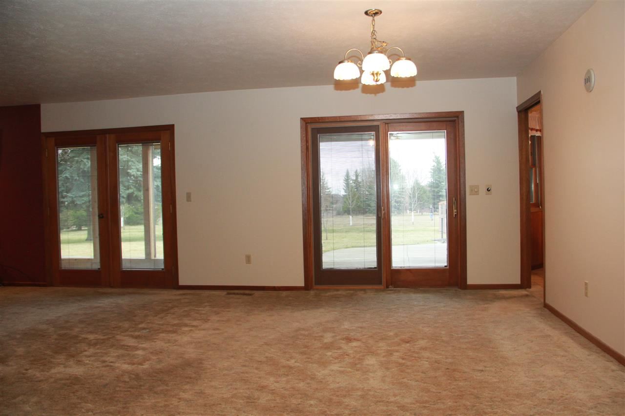 2203 W Strong Rd - Photo 5