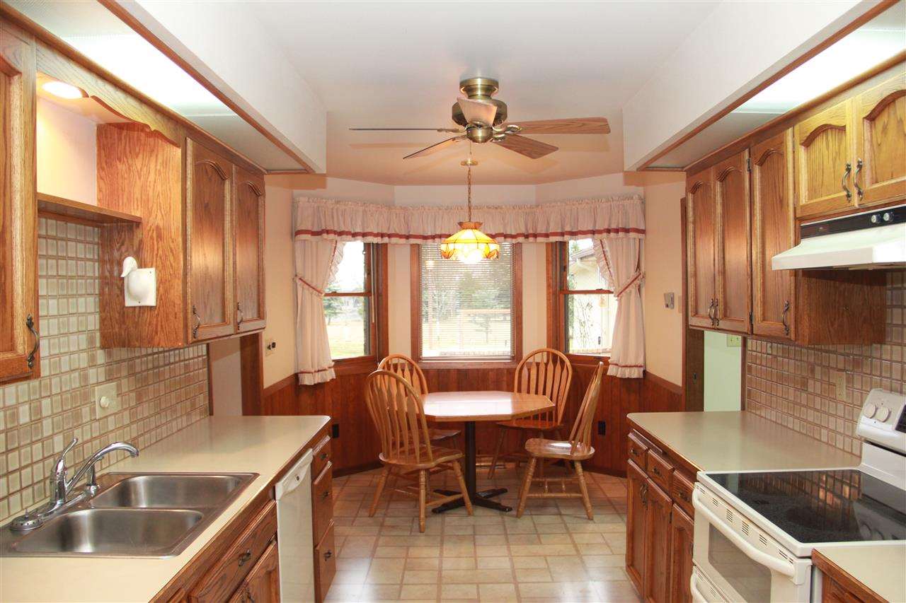 2203 W Strong Rd - Photo 7
