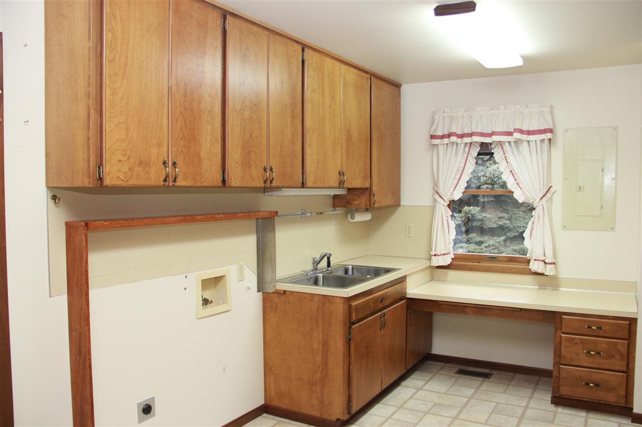 2203 W Strong Rd - Photo 10