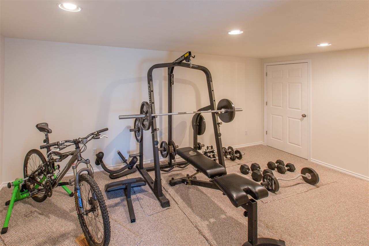 8002 E Woodland Park Dr - Photo 16