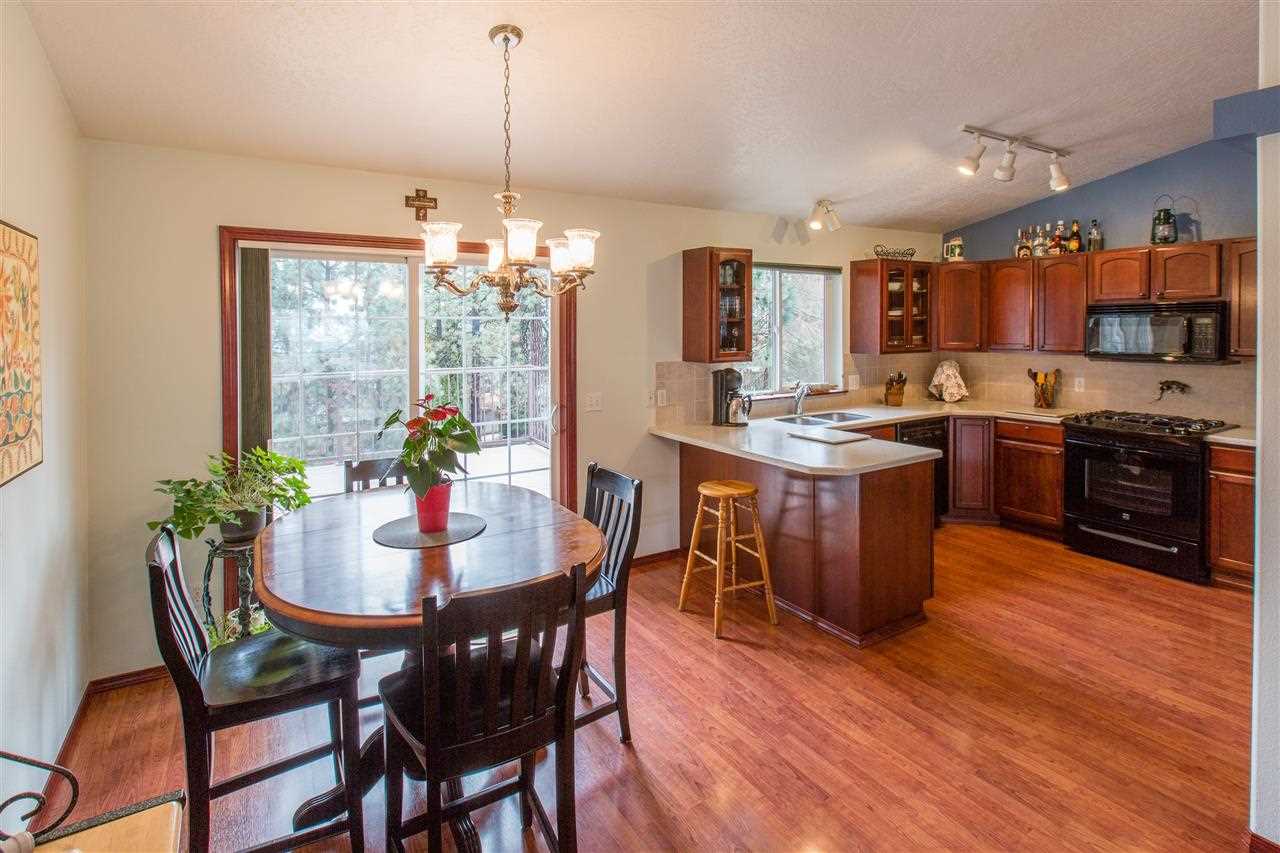 8002 E Woodland Park Dr - Photo 4