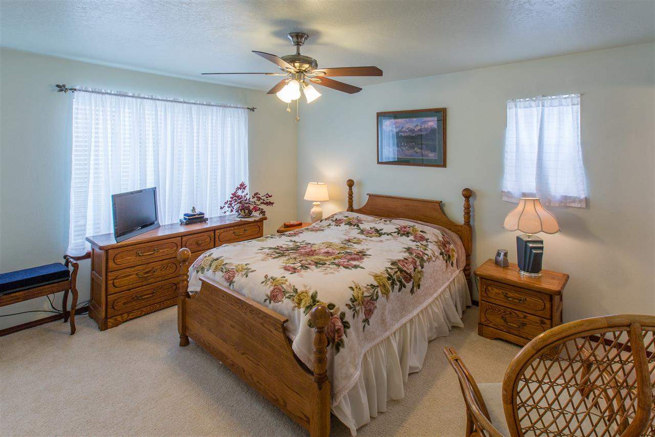 8002 E Woodland Park Dr - Photo 9