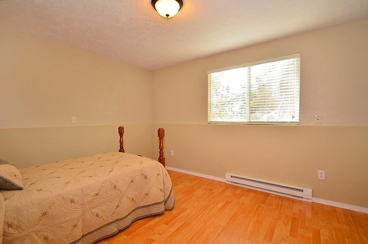 3221 E 24th Ave - Photo 12