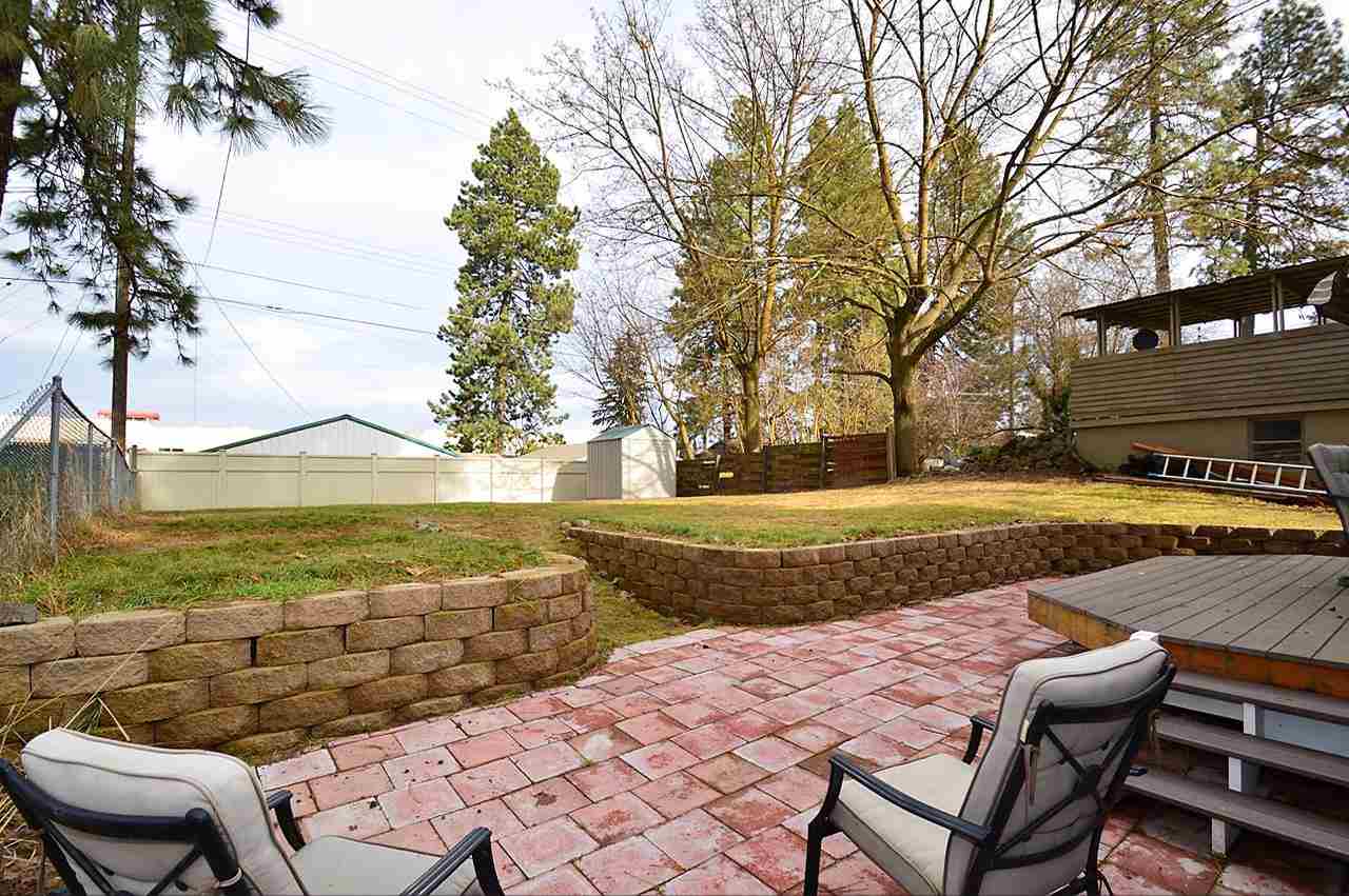 3221 E 24th Ave - Photo 18