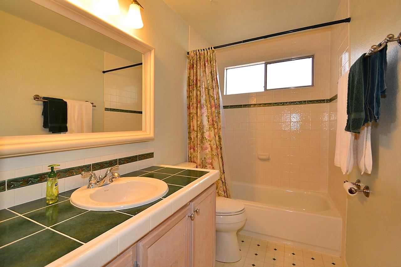 3221 E 24th Ave - Photo 10