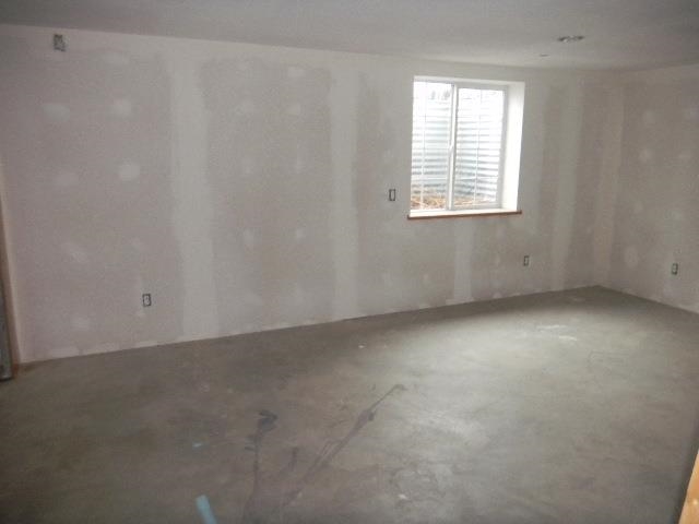 12603 N Freya St - Photo 10