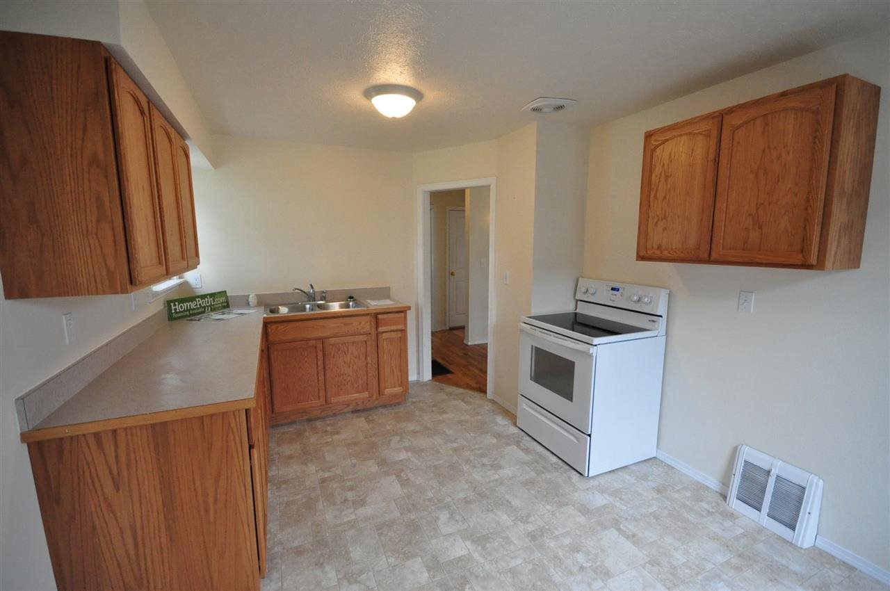2208 E LONGFELLOW Ave - Photo 3