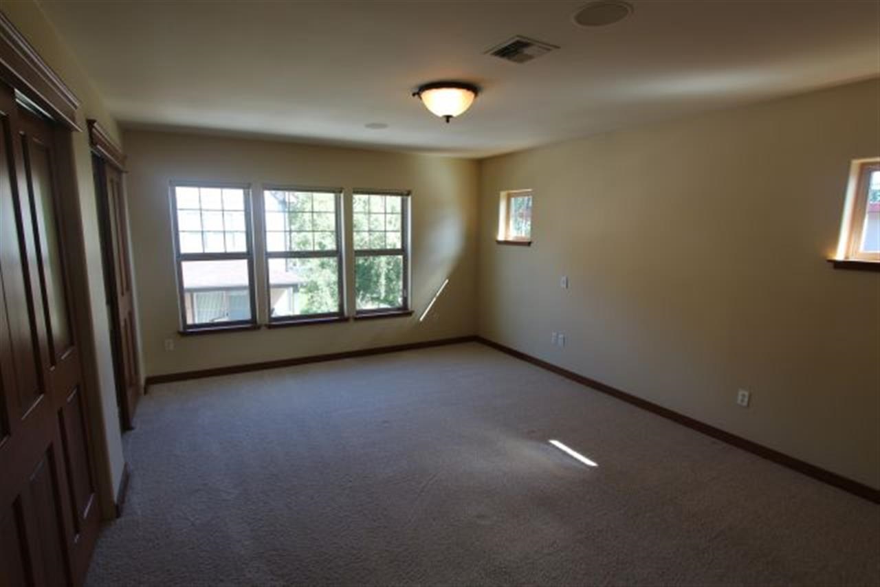 408 S Hemlock St - Photo 7