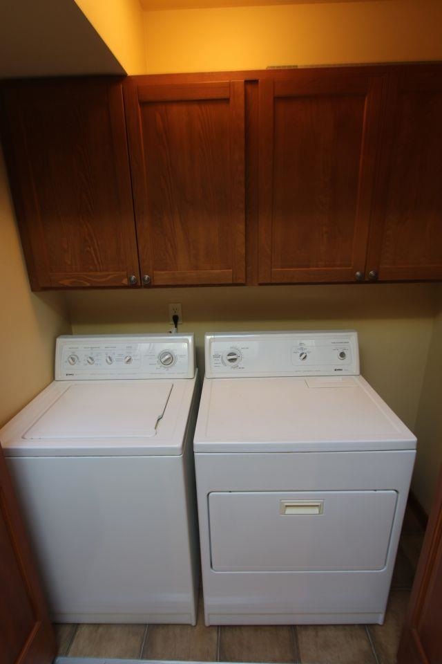 408 S Hemlock St - Photo 9