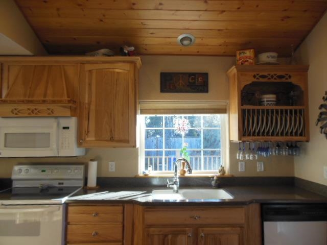 6006 S PITTSBURG St - Photo 6
