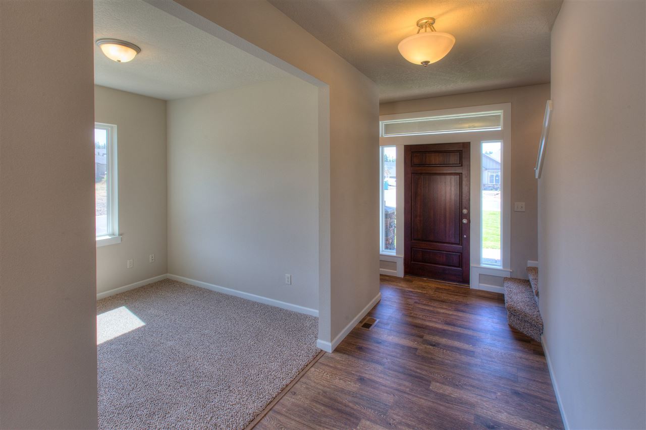 6815 S Woodhaven Ct - Photo 3