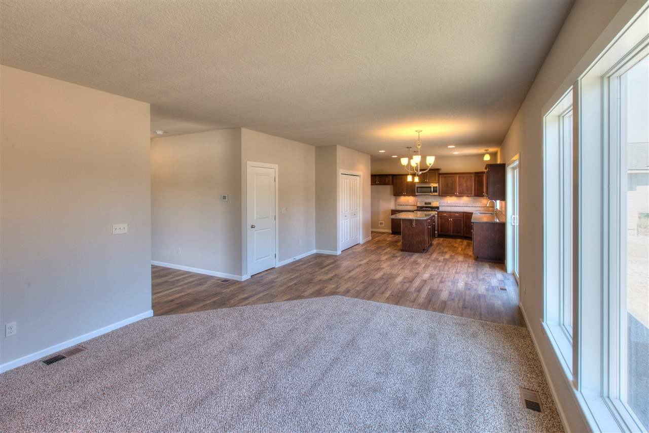 6815 S Woodhaven Ct - Photo 8