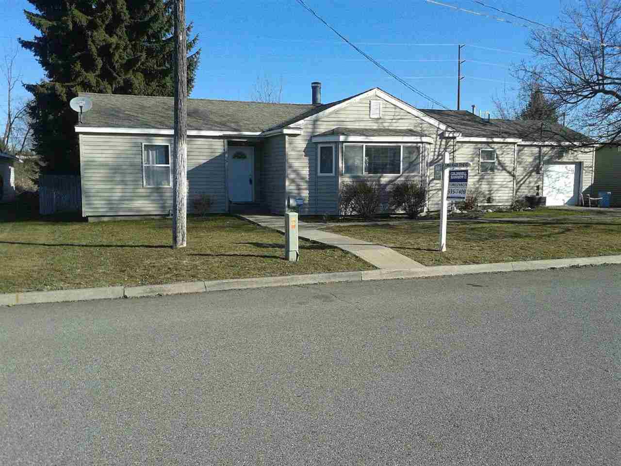 13523 E 3rd Ave - Photo 1