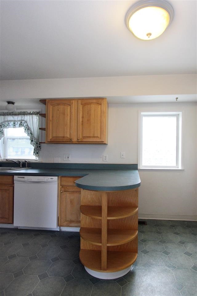 13523 E 3rd Ave - Photo 4