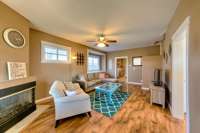 2518 N Elizabeth - Photo 3