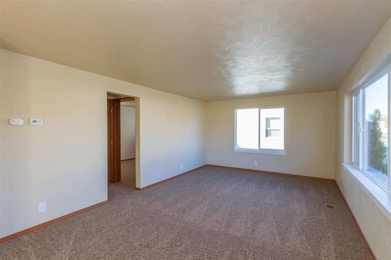 2509 W Rowan Ave - Photo 3