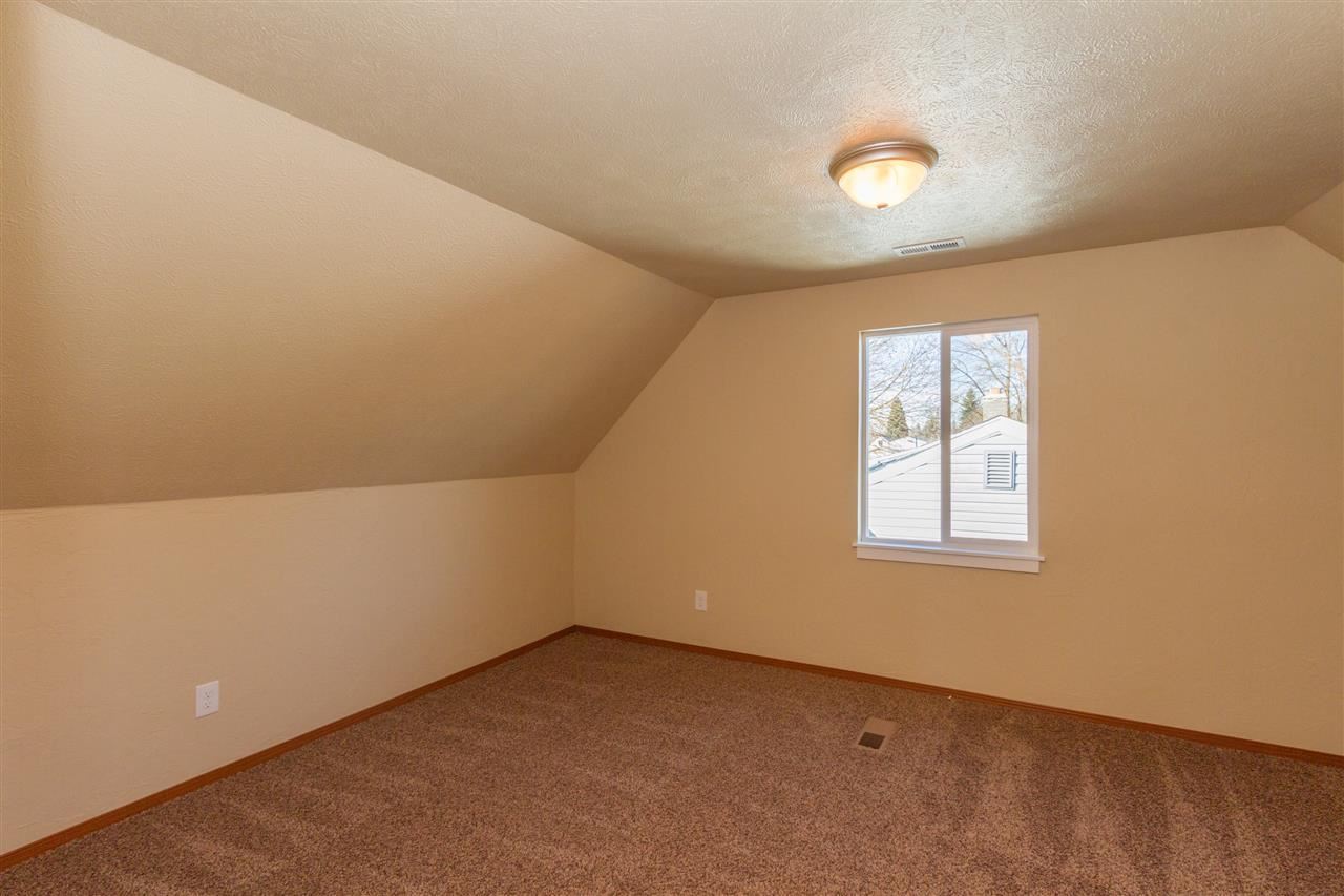 2509 W Rowan Ave - Photo 10