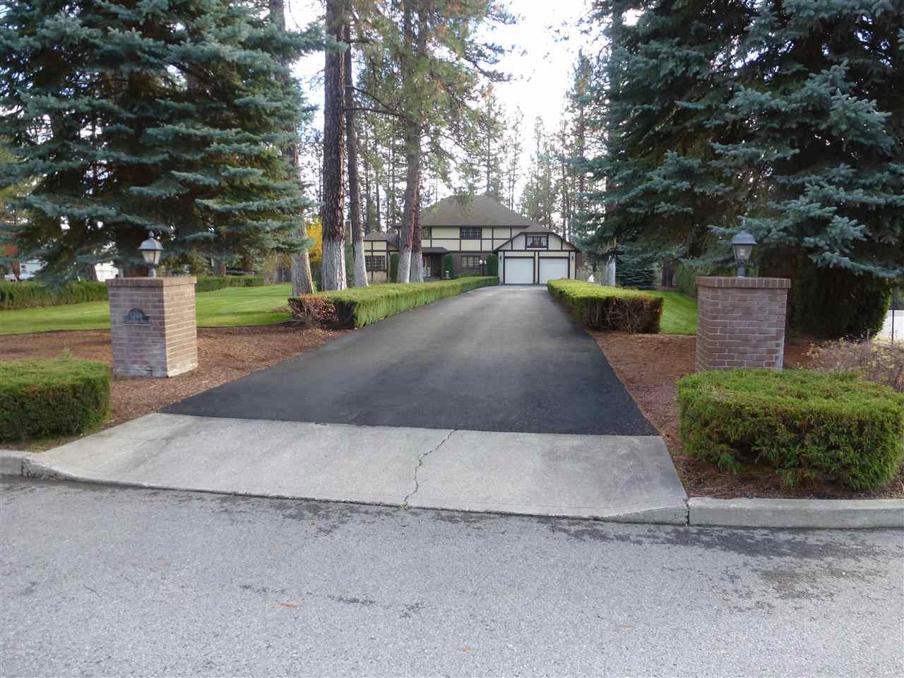 1306 E Glencrest Dr - Photo 2