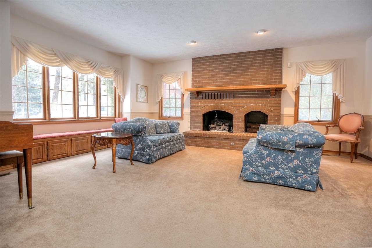 1306 E Glencrest Dr - Photo 4
