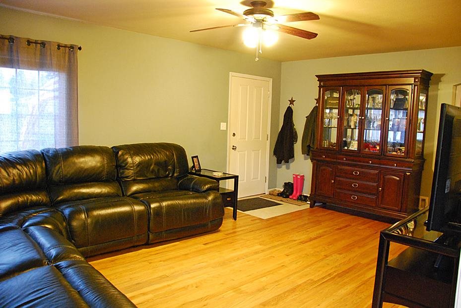 3223 E 20th Ave - Photo 4