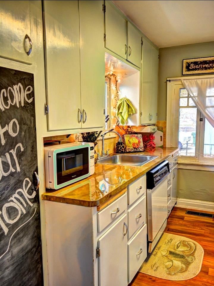 3128 W Fairview - Photo 9