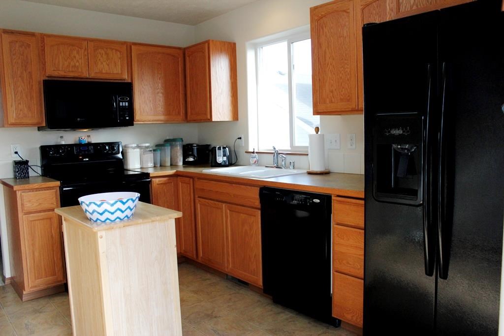 18202 E Michielli Ave - Photo 5