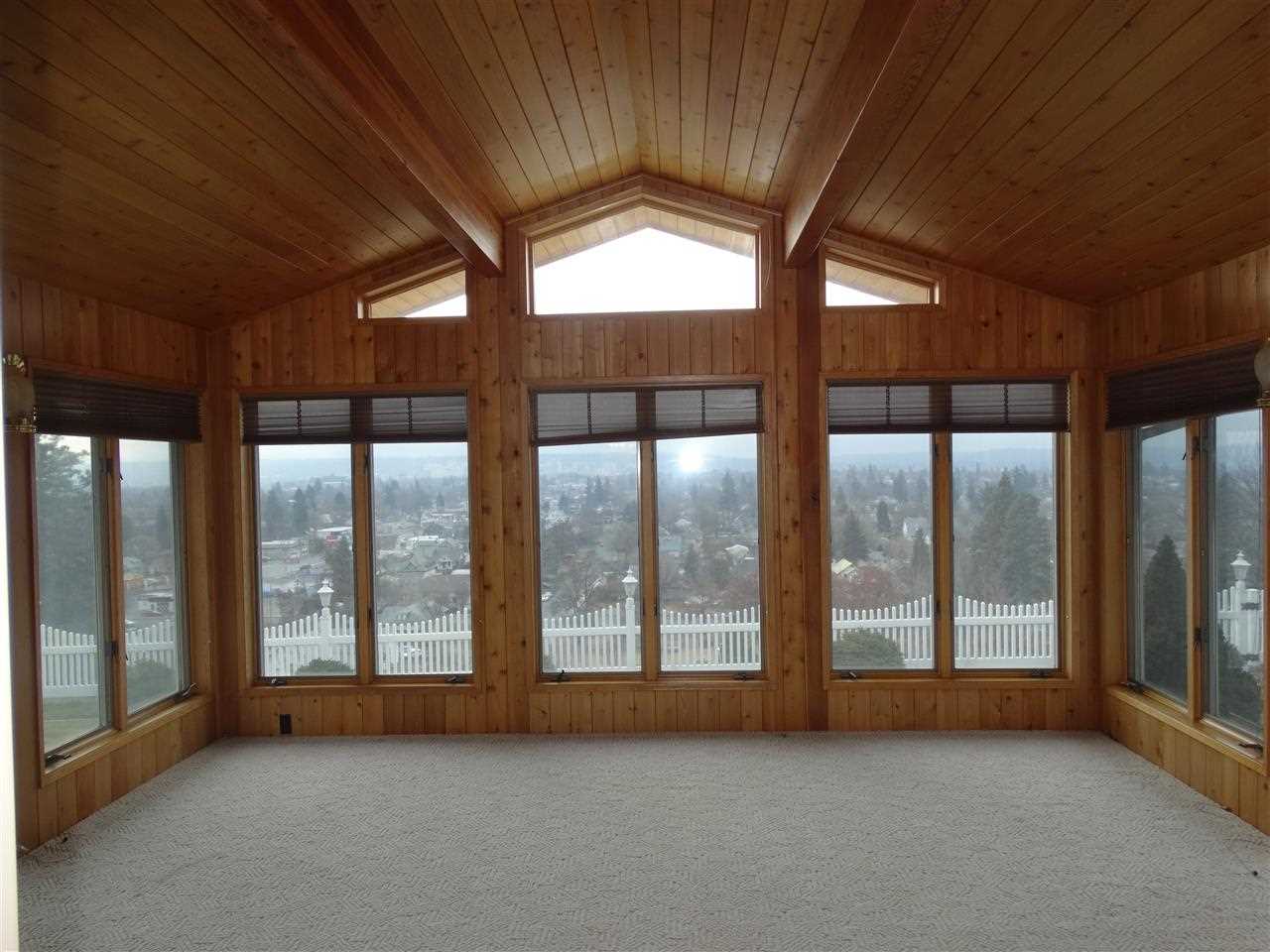 1111 W Glass Ave - Photo 6