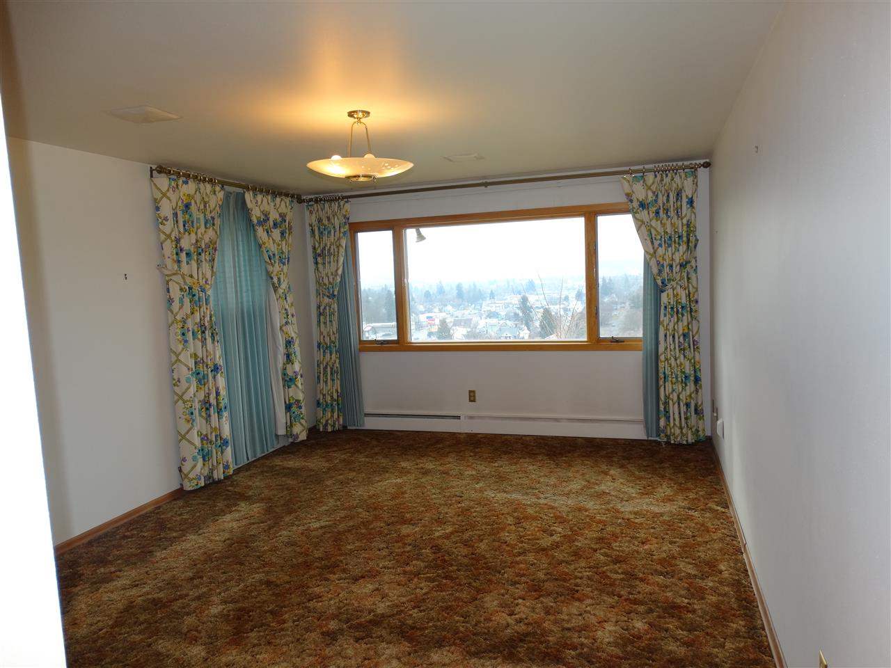 1111 W Glass Ave - Photo 7