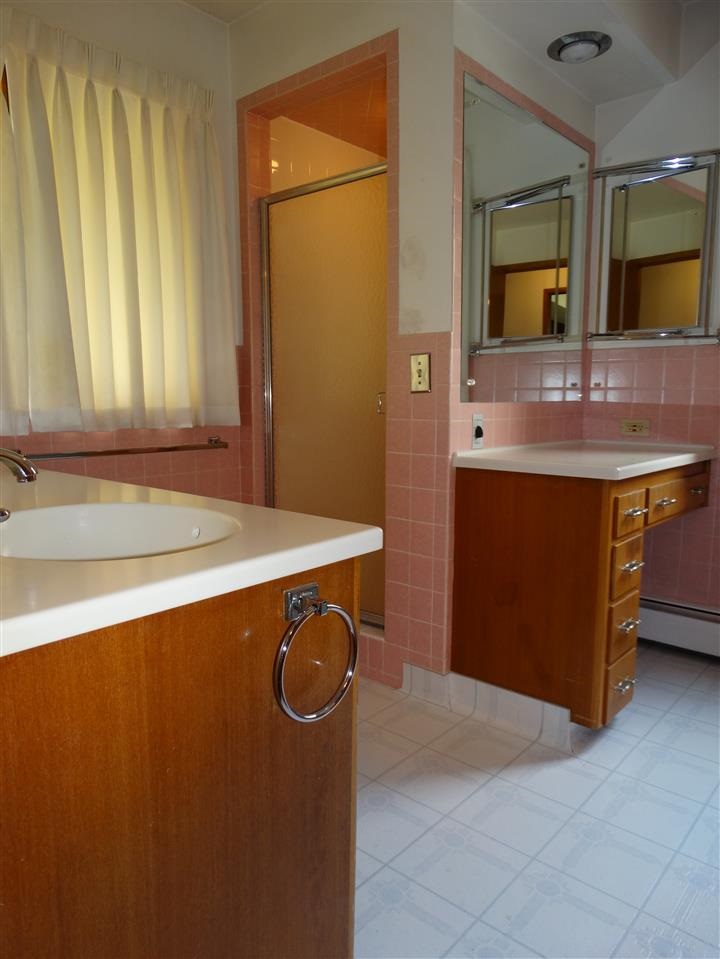 1111 W Glass Ave - Photo 8
