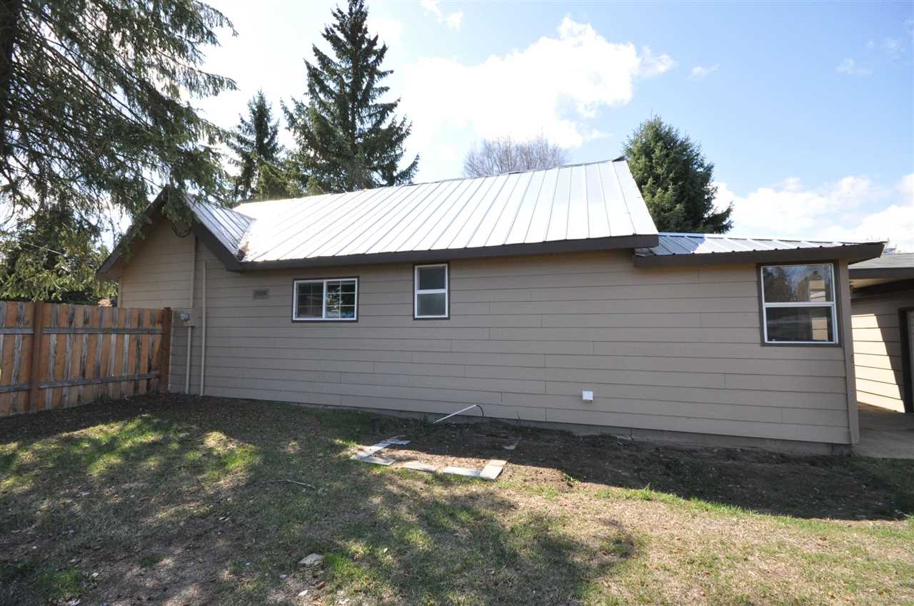 403 E 3RD St - Photo 17