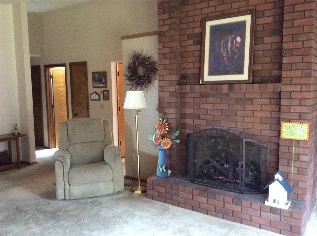 10611 N College Place Dr - Photo 4