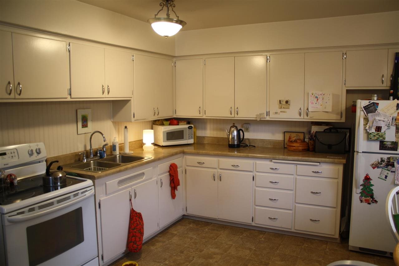 220 E 16TH - Photo 7