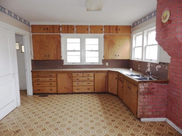 4214 E Cleveland Ave - Photo 5