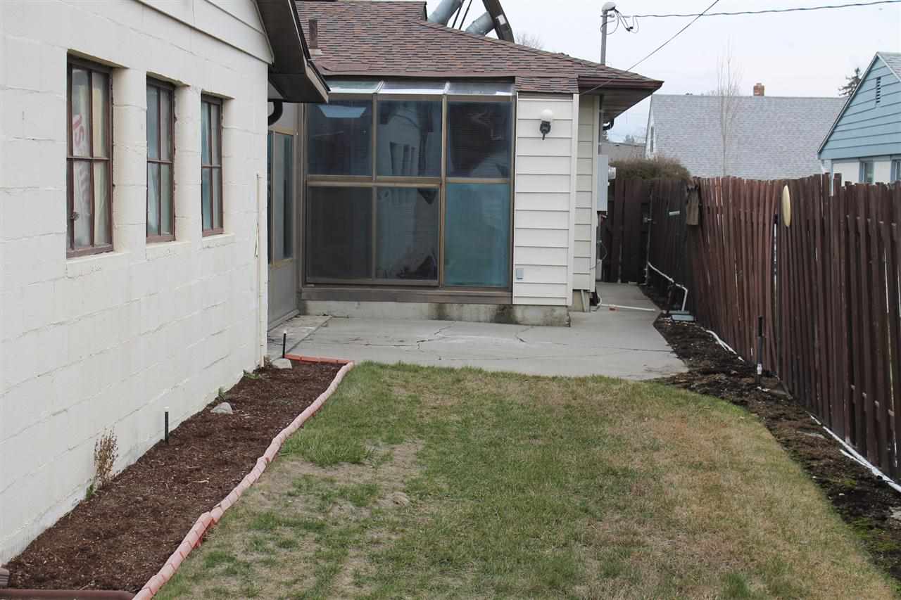 5815 N G St - Photo 16