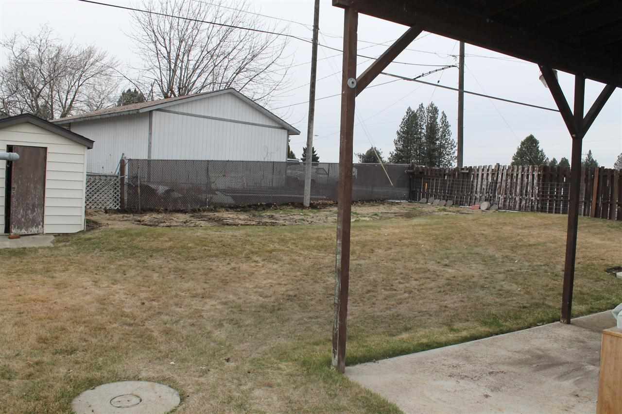 5815 N G St - Photo 20