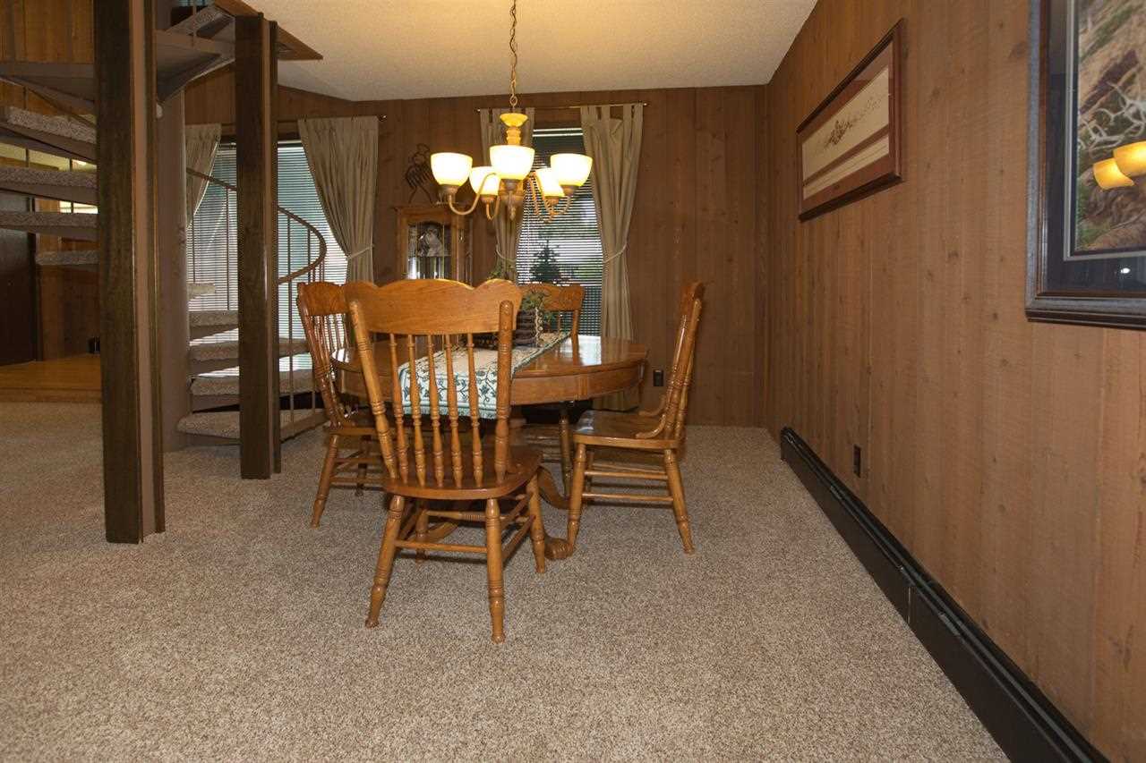 11122 E 18th Ave - Photo 4