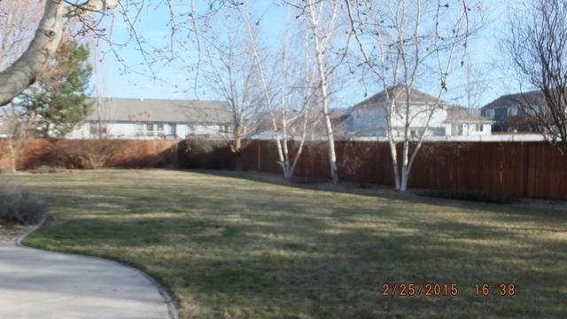 18716 E 8th Ave - Photo 13
