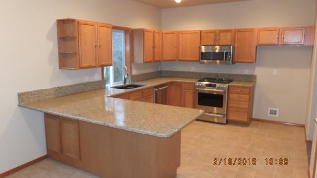 18716 E 8th Ave - Photo 3