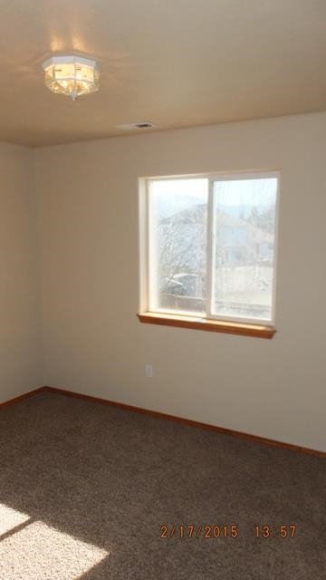 18716 E 8th Ave - Photo 6