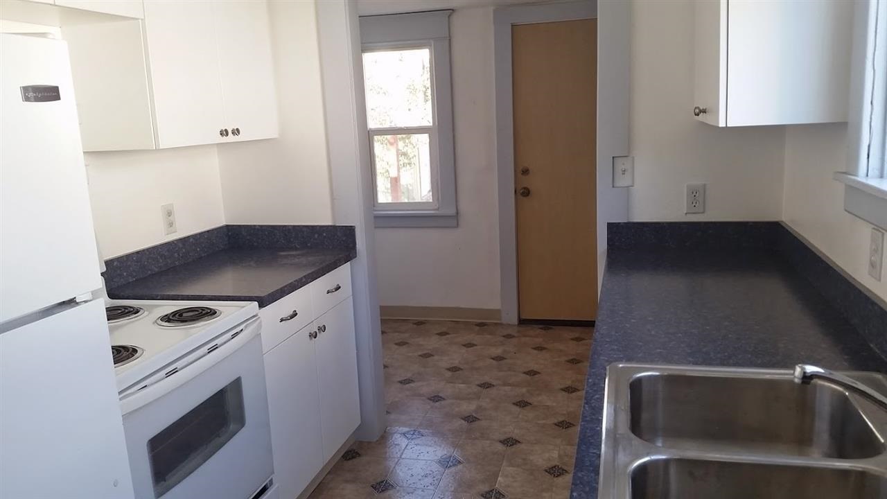 1814 W Spofford Ave - Photo 7