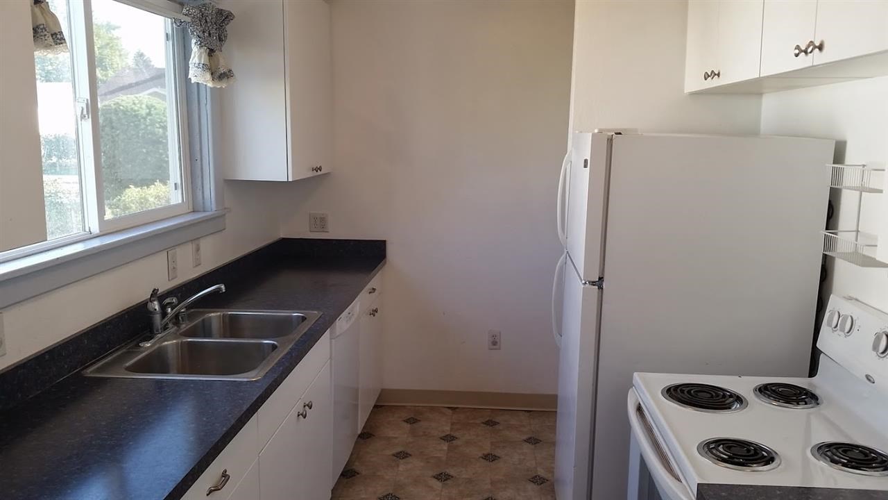 1814 W Spofford Ave - Photo 8