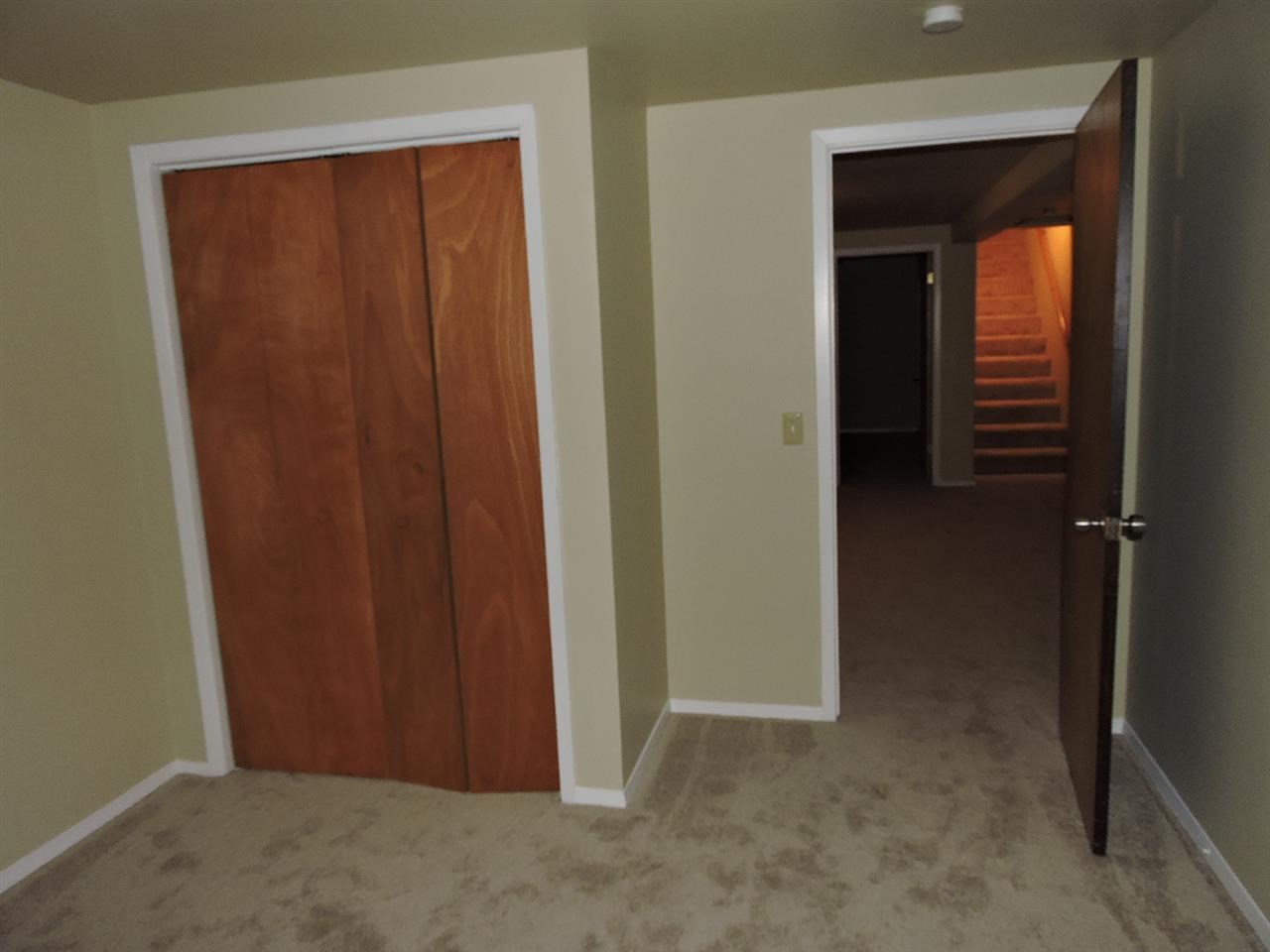9 N Holiday Rd - Photo 11